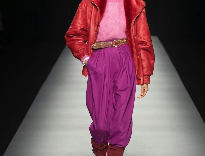 clothing apparel person human fashion sleeve runway